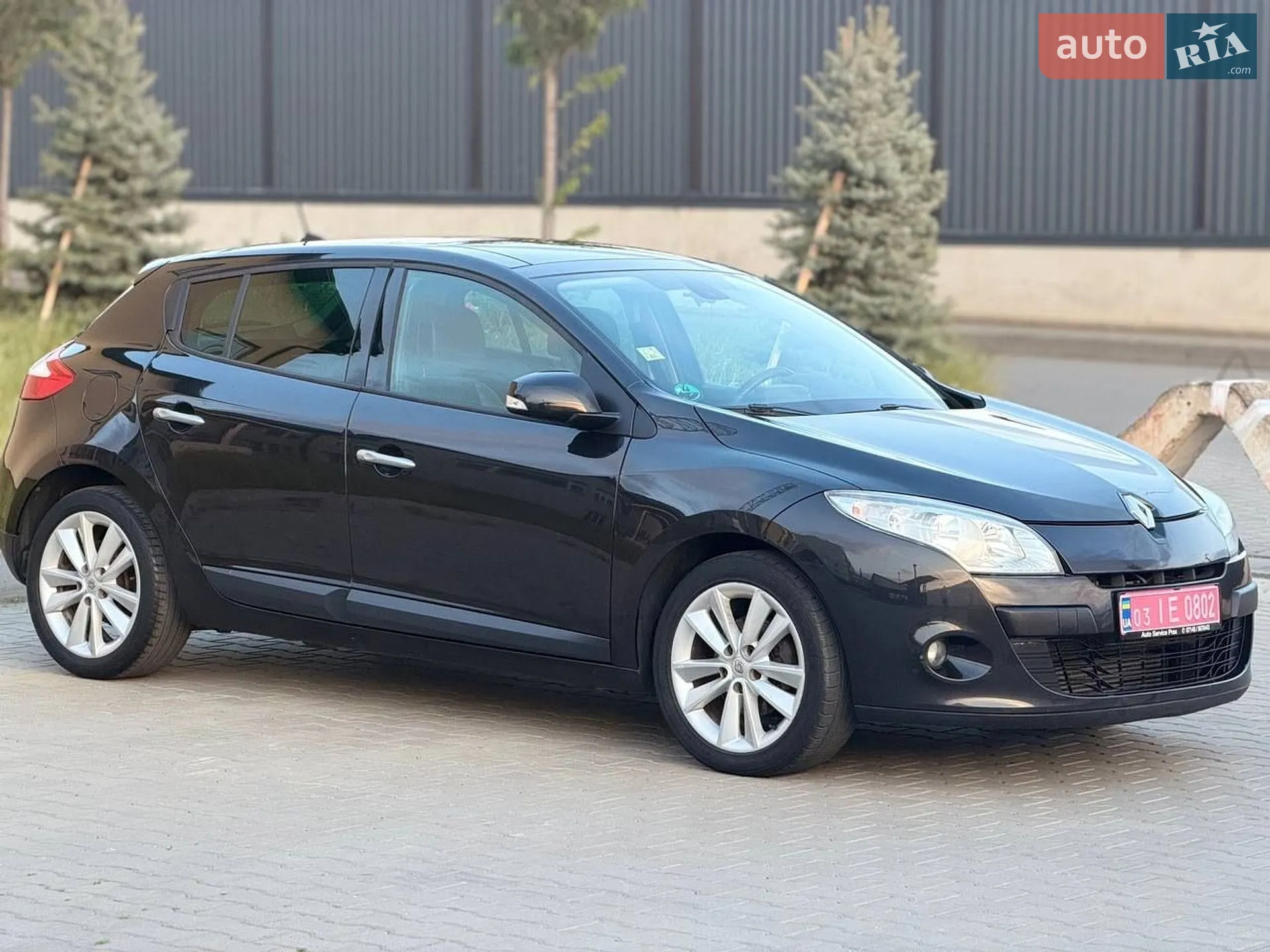 2010 Renault Megane - мініатюра 2