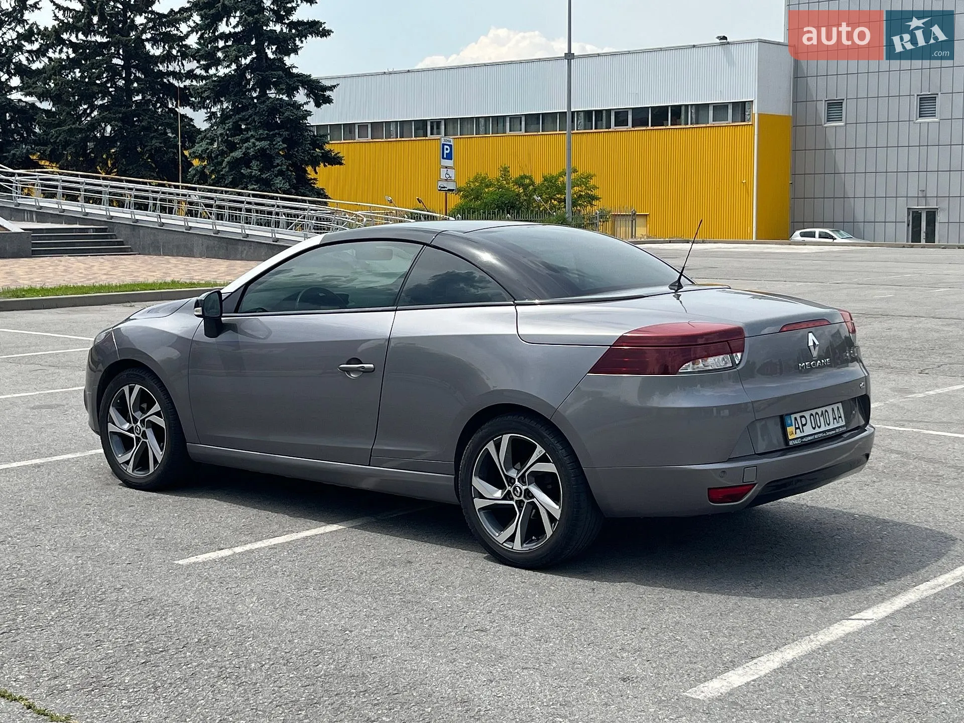 2010 Renault Megane - мініатюра 9
