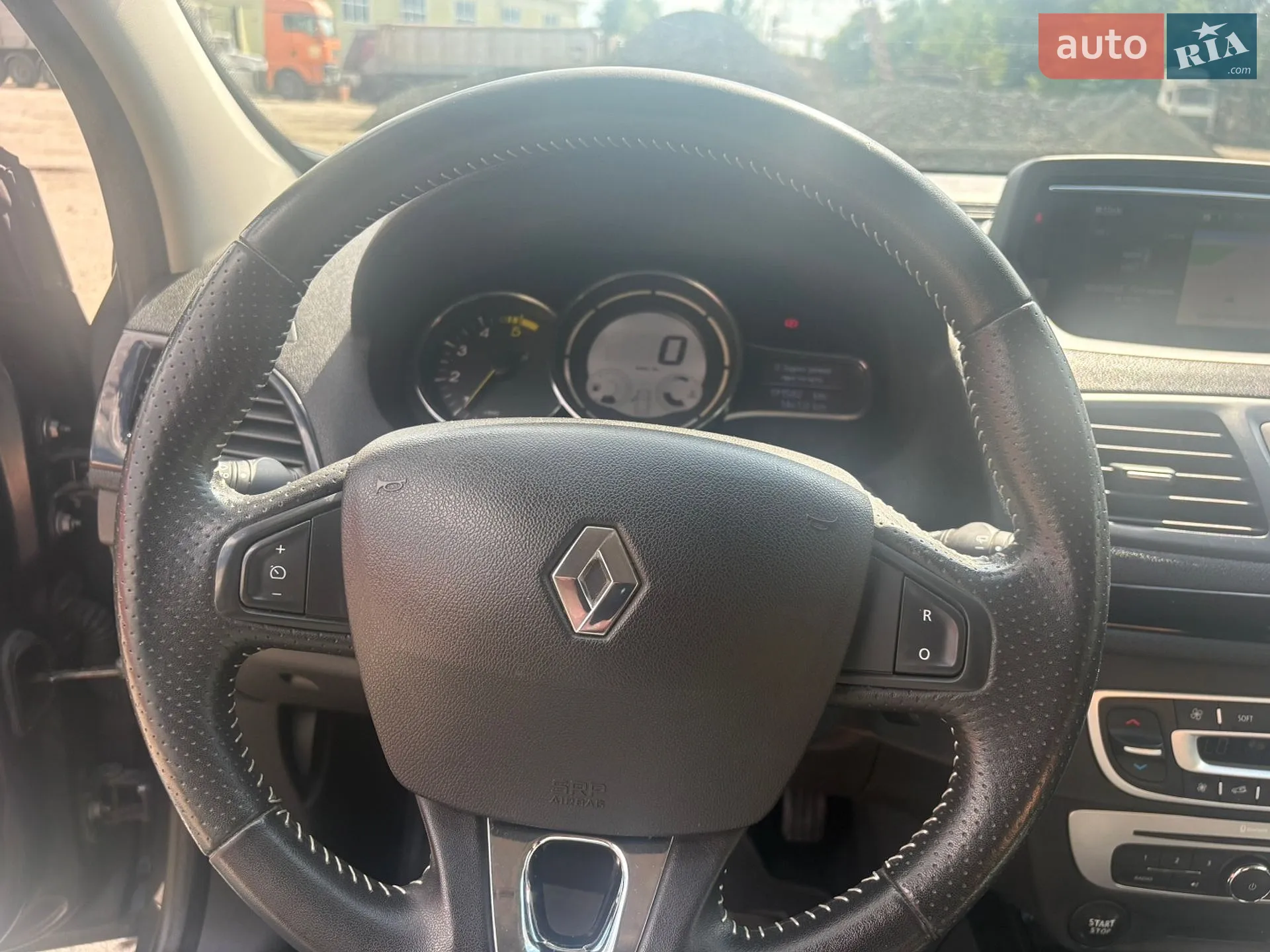 2015 Renault Megane - мініатюра 37