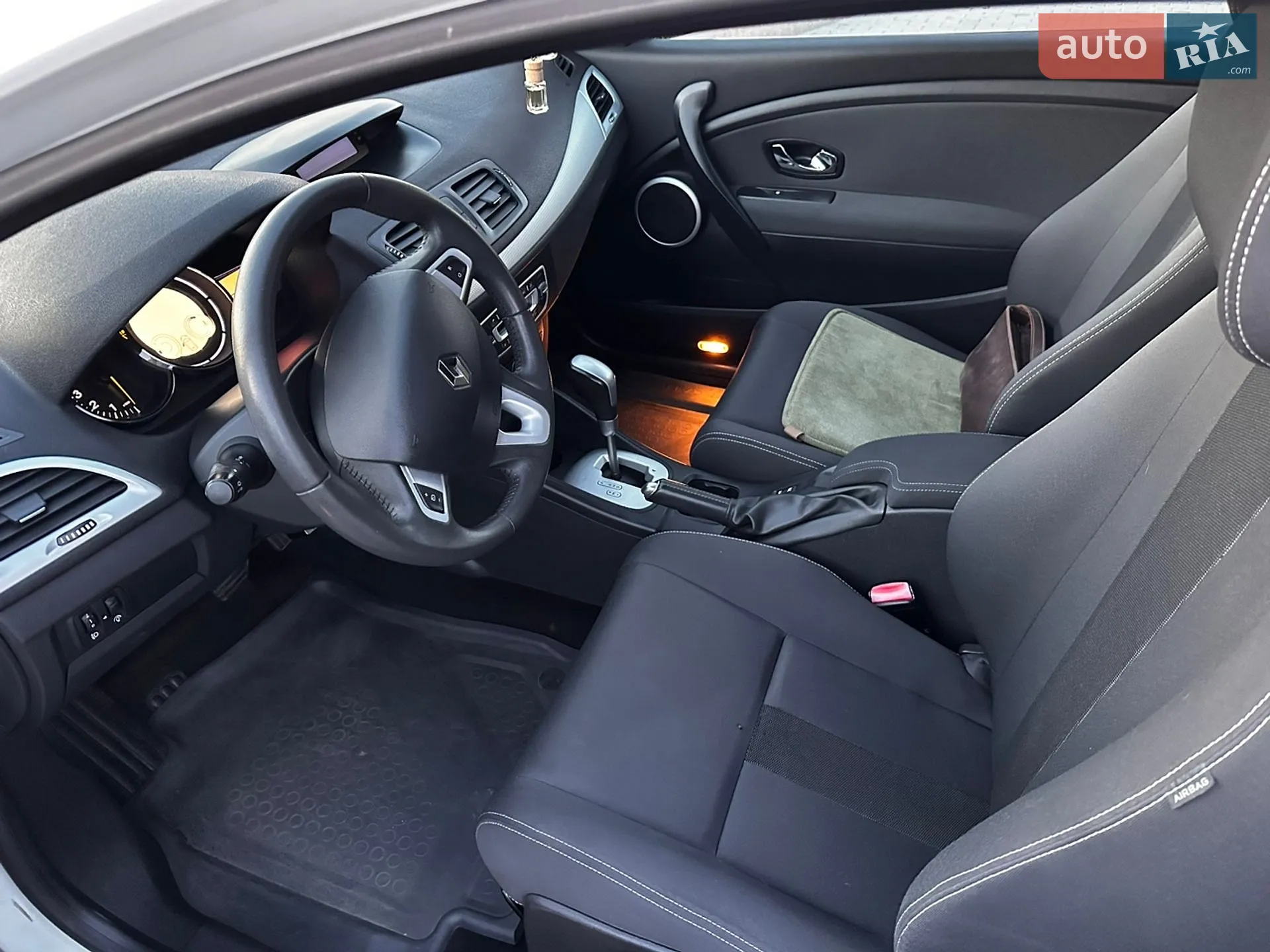 2012 Renault Megane - мініатюра 20