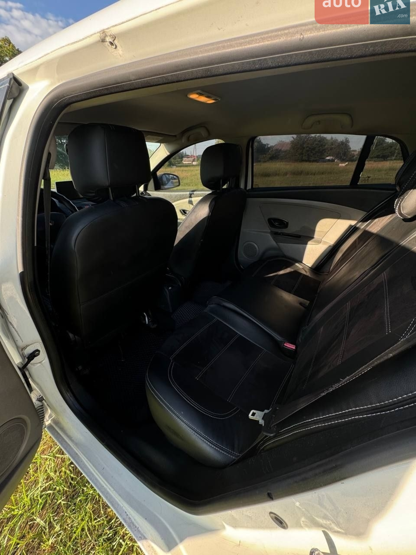2010 Renault Megane - мініатюра 7