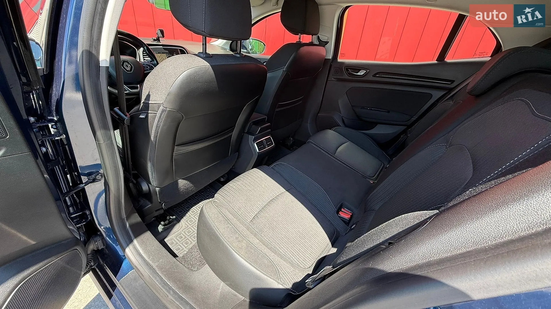 2016 Renault Megane - мініатюра 38