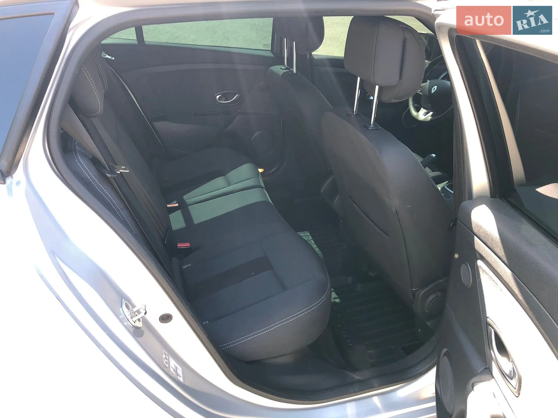 2010 Renault Megane - мініатюра 13
