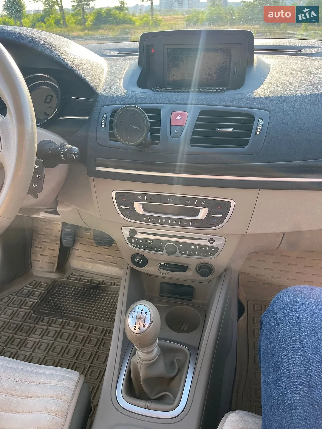 2010 Renault Megane - мініатюра 17