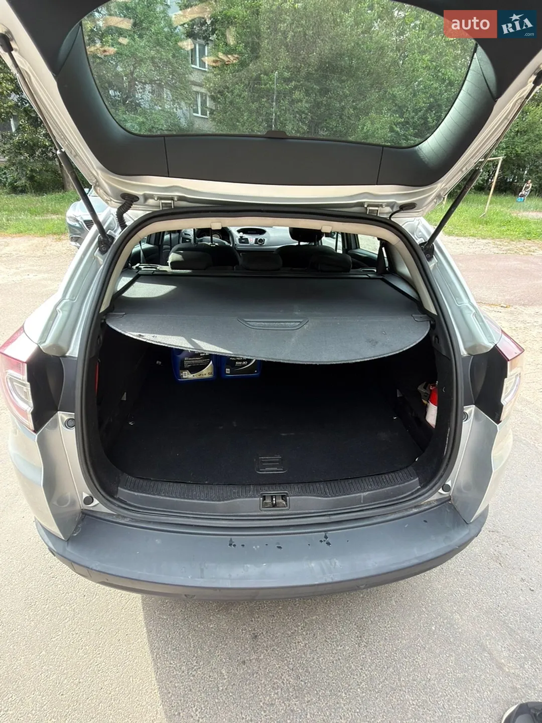 2010 Renault Megane - мініатюра 28