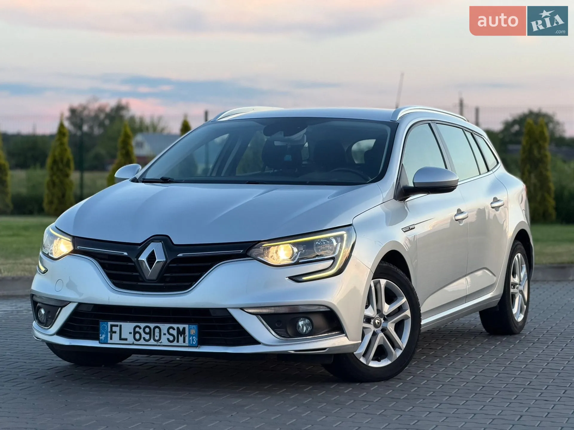 2019 Renault Megane - мініатюра 2