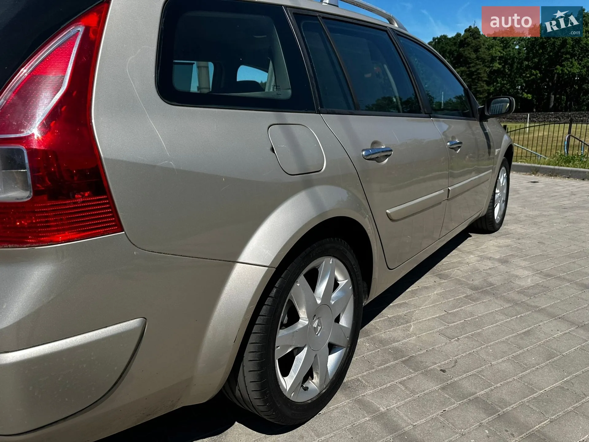 2011 Skoda Fabia - мініатюра 6