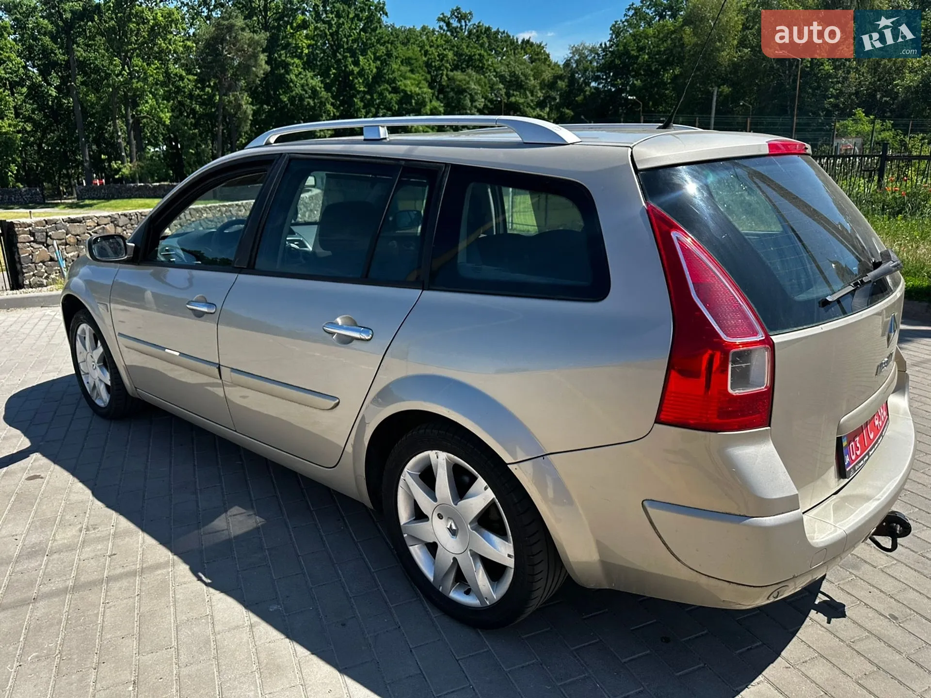 2011 Skoda Fabia - мініатюра 8