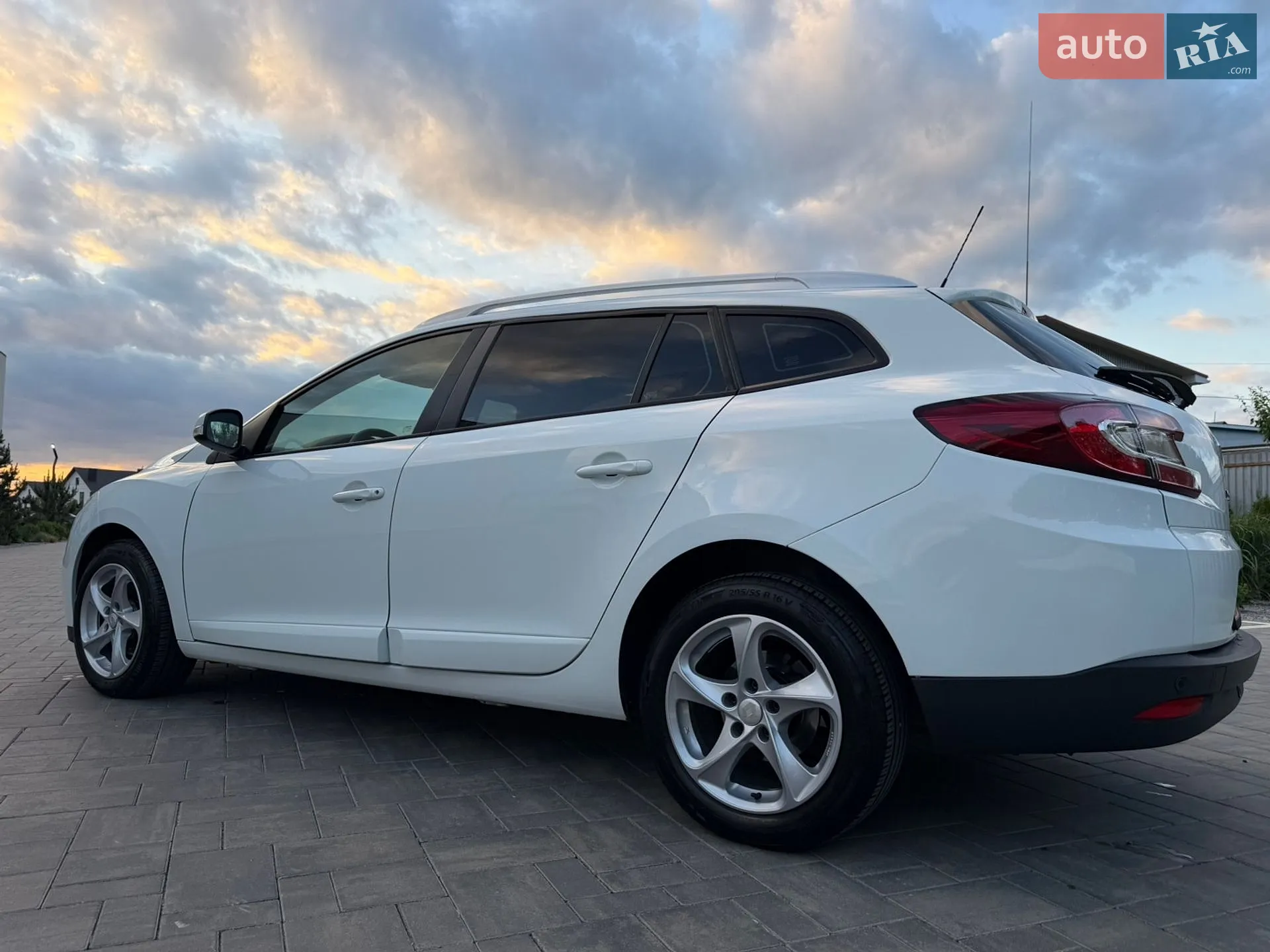 2013 Renault Megane - мініатюра 23