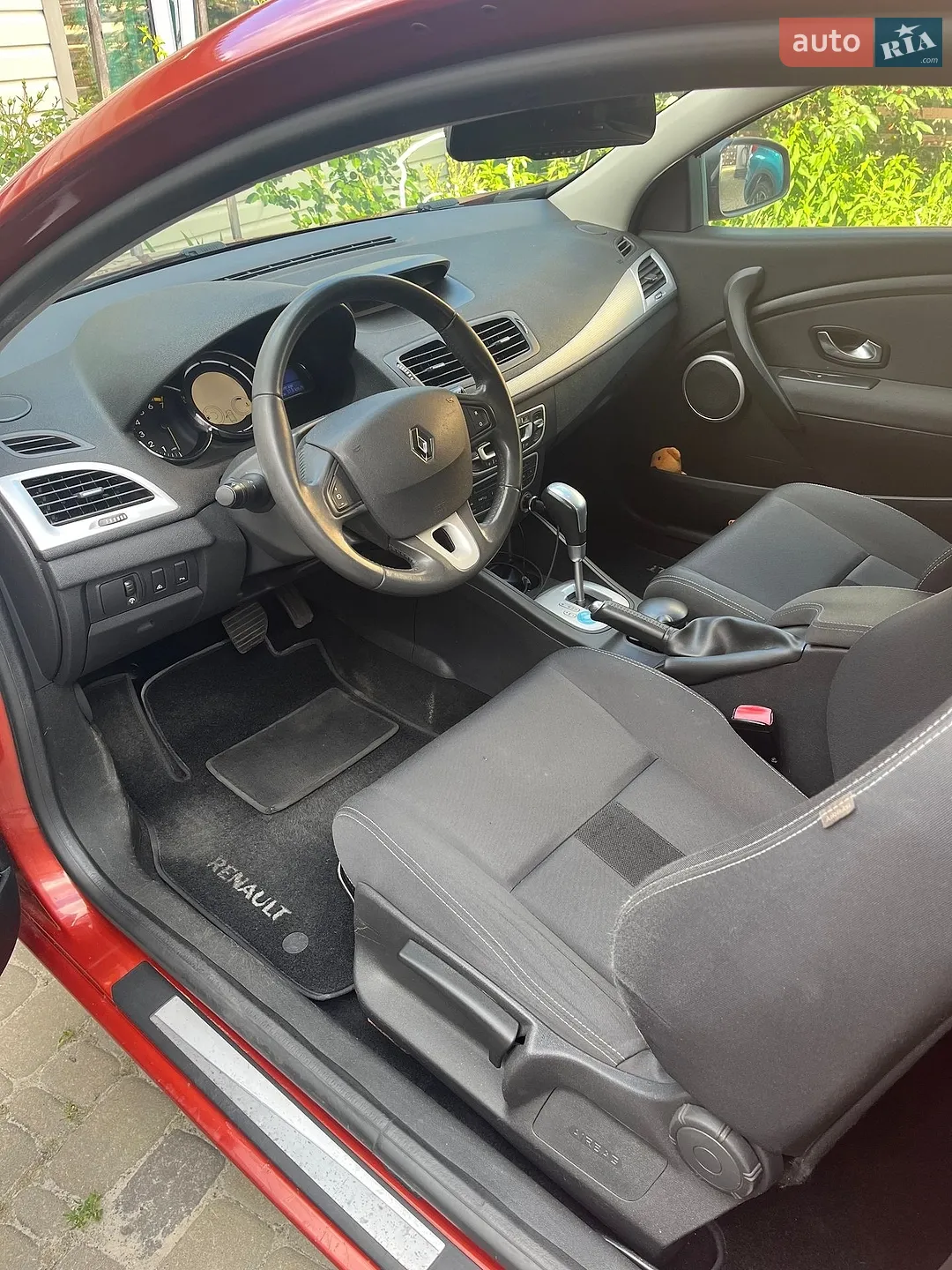2010 Renault Megane - мініатюра 9