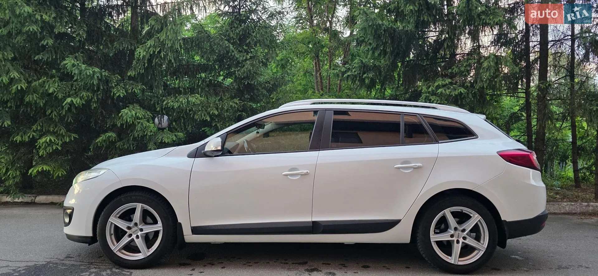 2012 Renault Megane - мініатюра 12