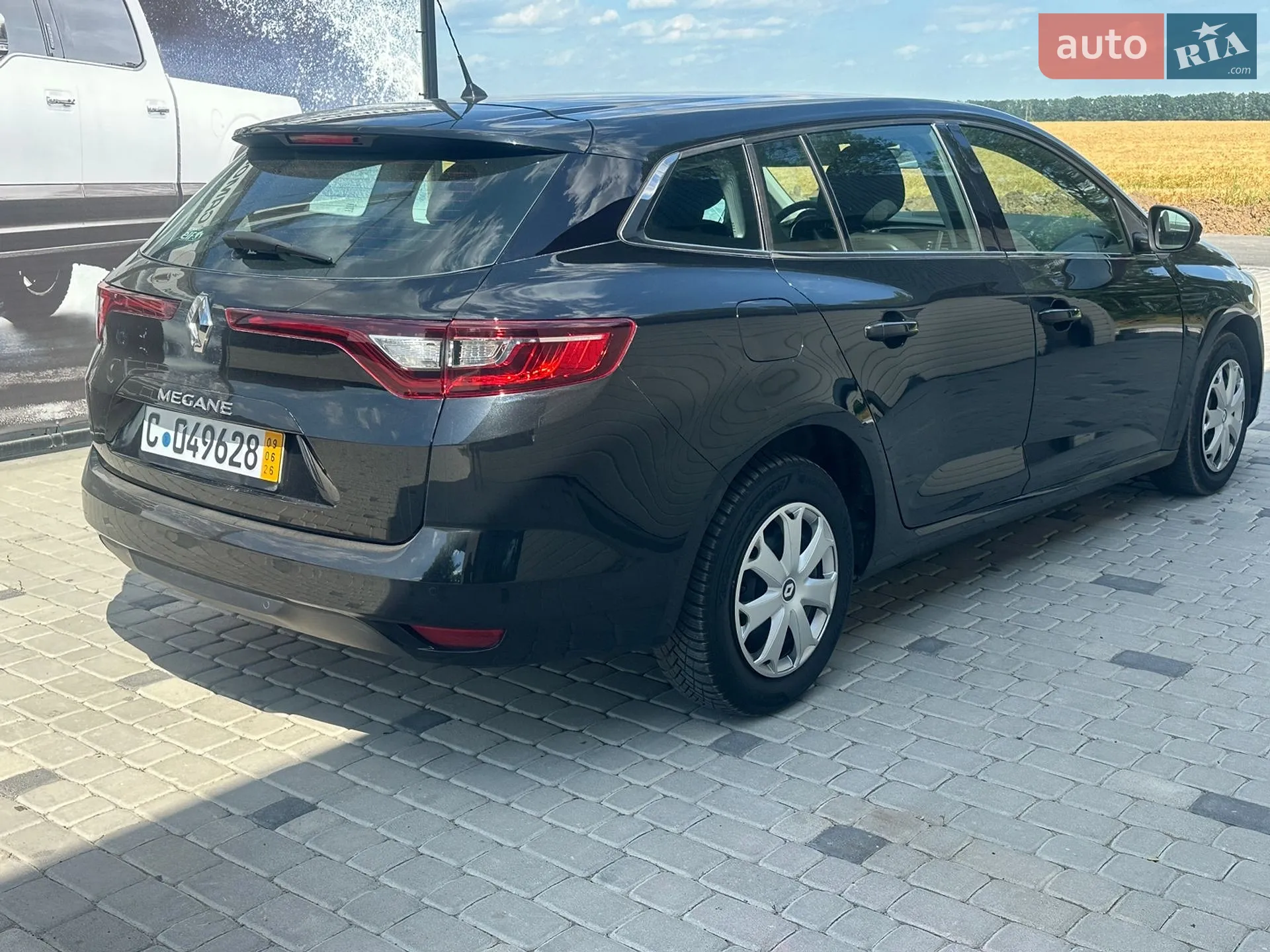2017 Renault Megane - мініатюра 8