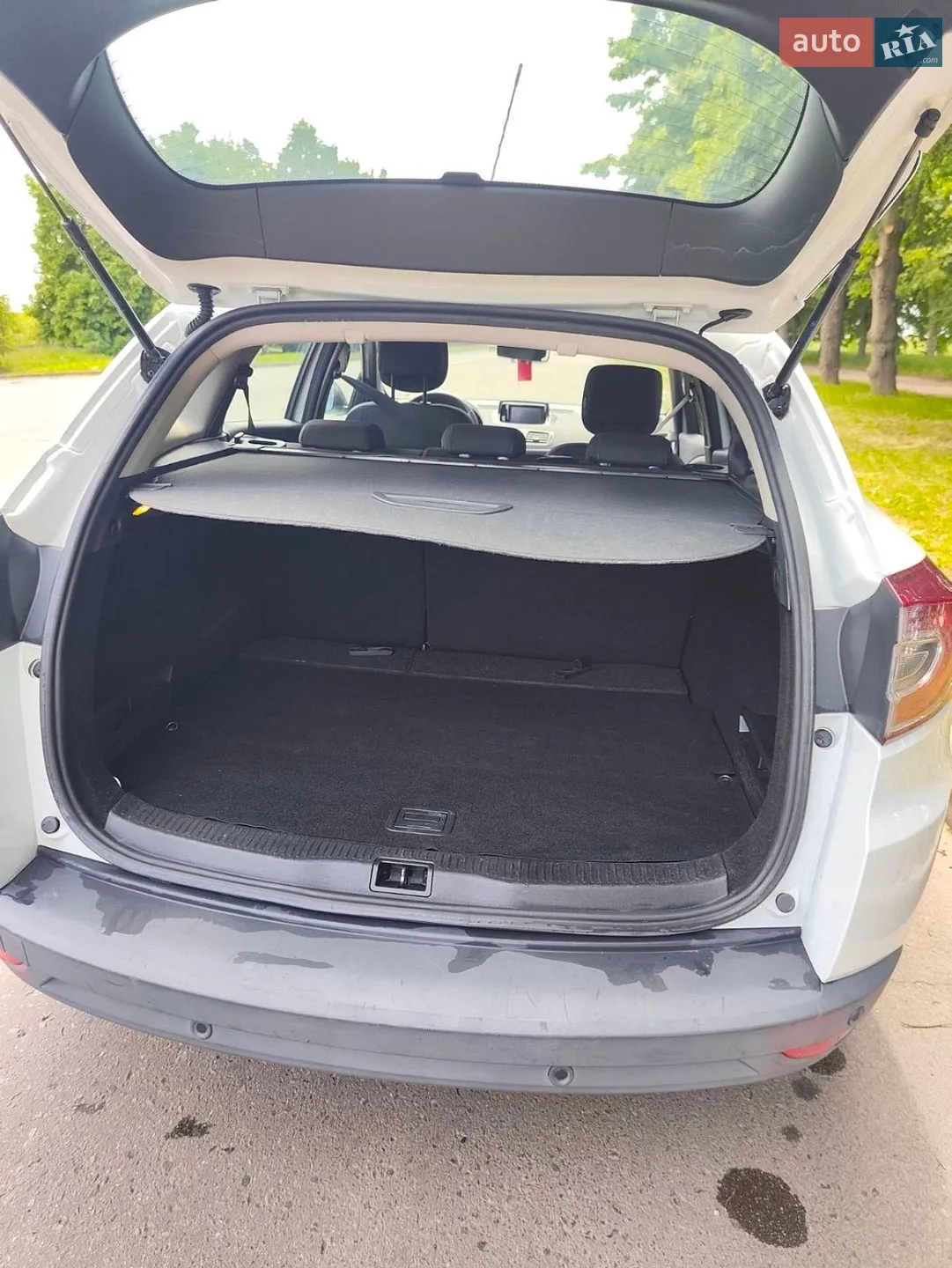 2012 Renault Megane - мініатюра 21