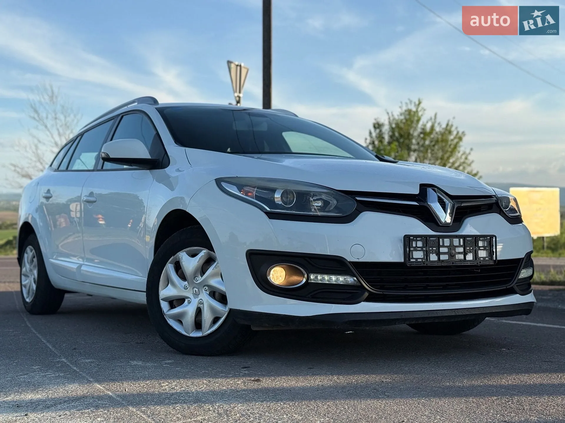 2014 Renault Megane - мініатюра 14