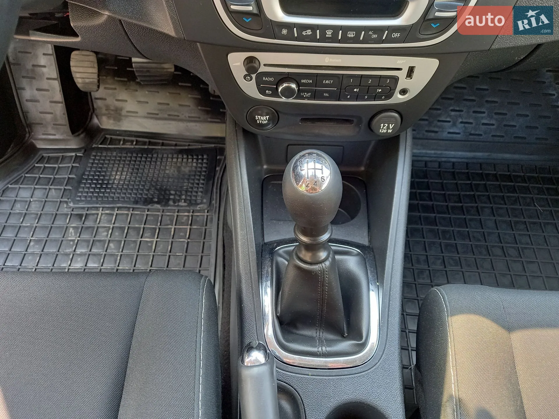 2013 Renault Megane - мініатюра 26