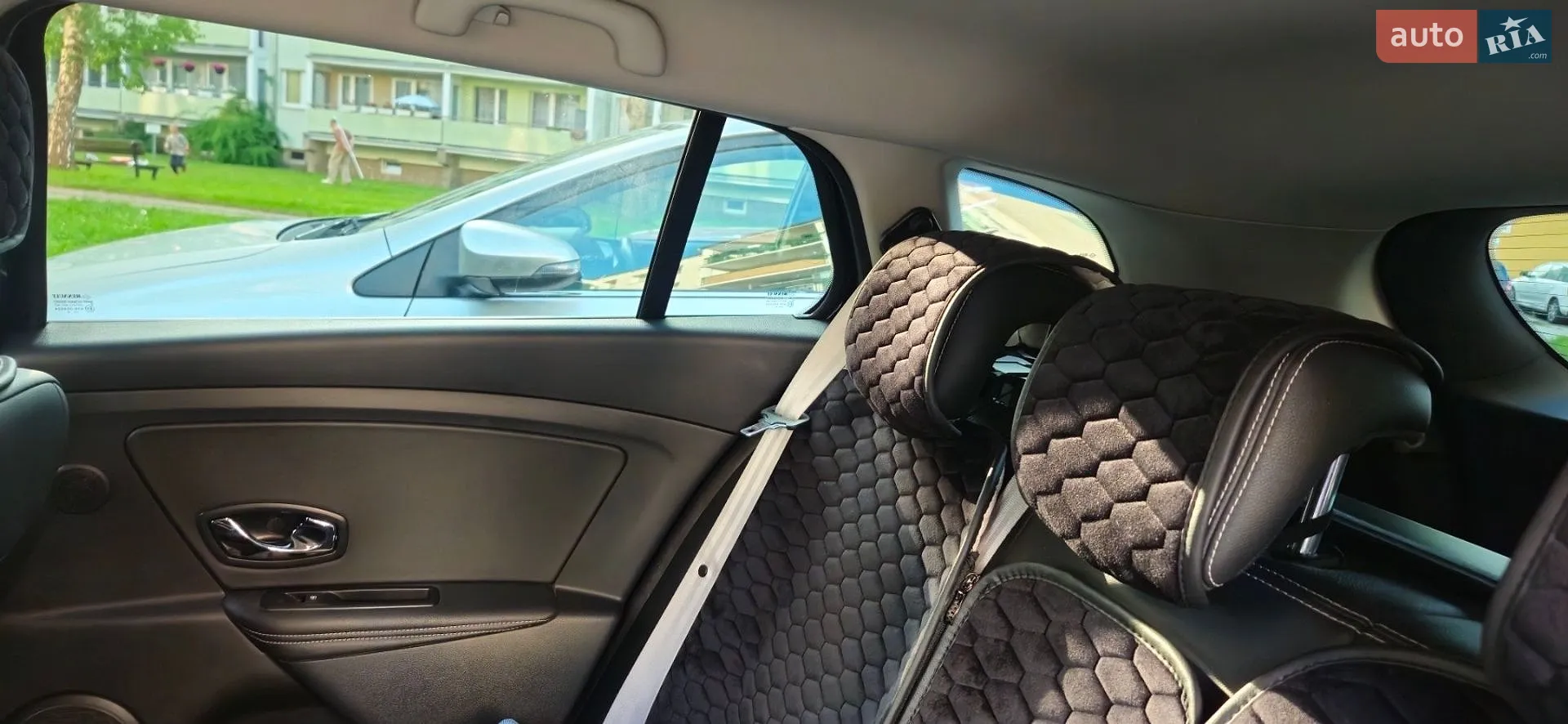 2014 Renault Megane - мініатюра 13
