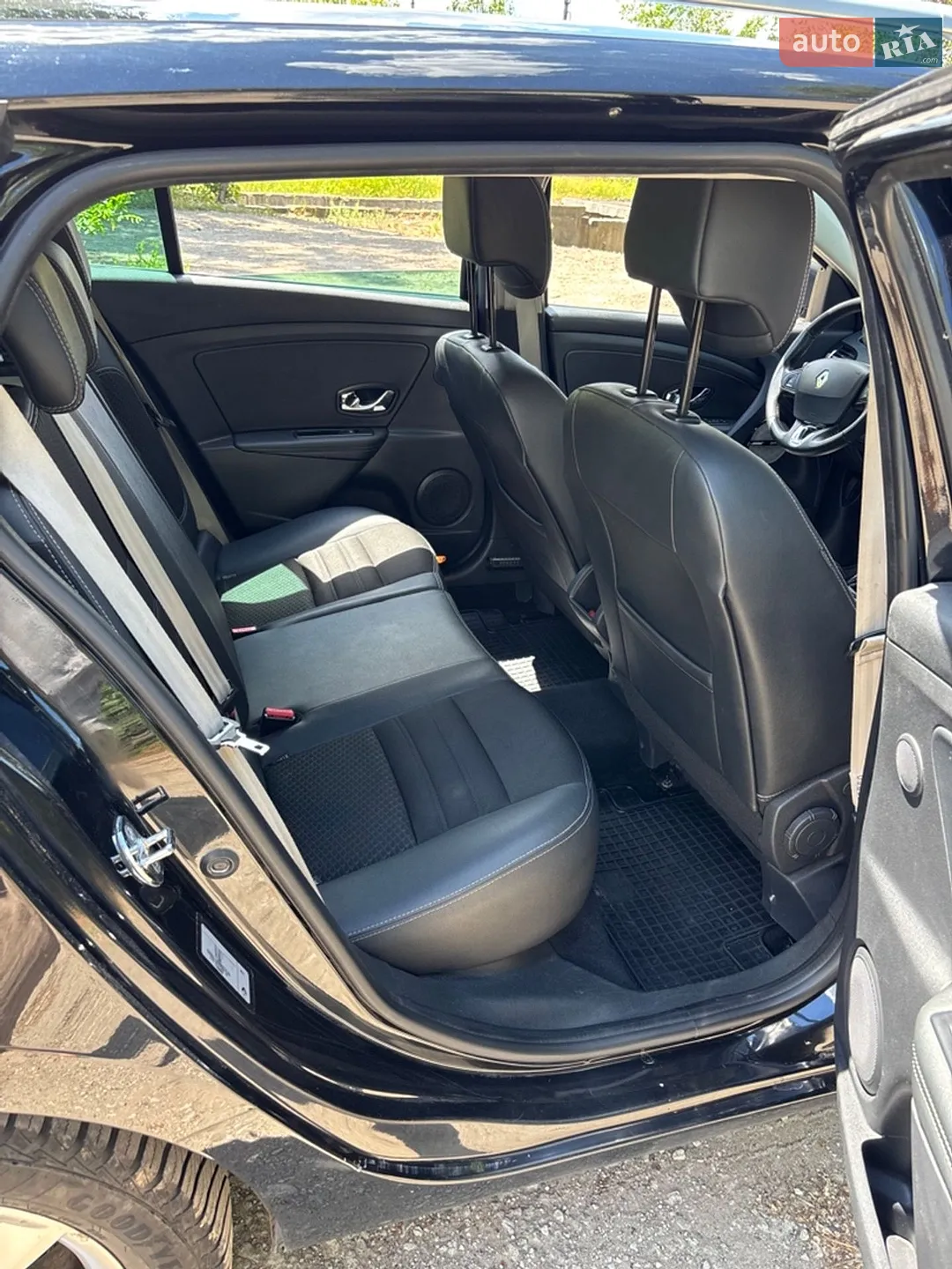 2014 Renault Megane - мініатюра 10