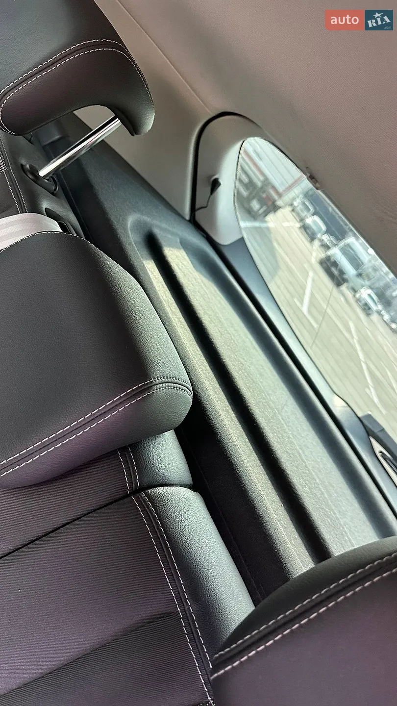 2012 Renault Megane - мініатюра 32