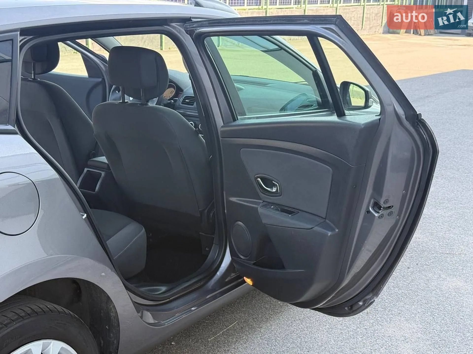 2011 Renault Megane - мініатюра 47