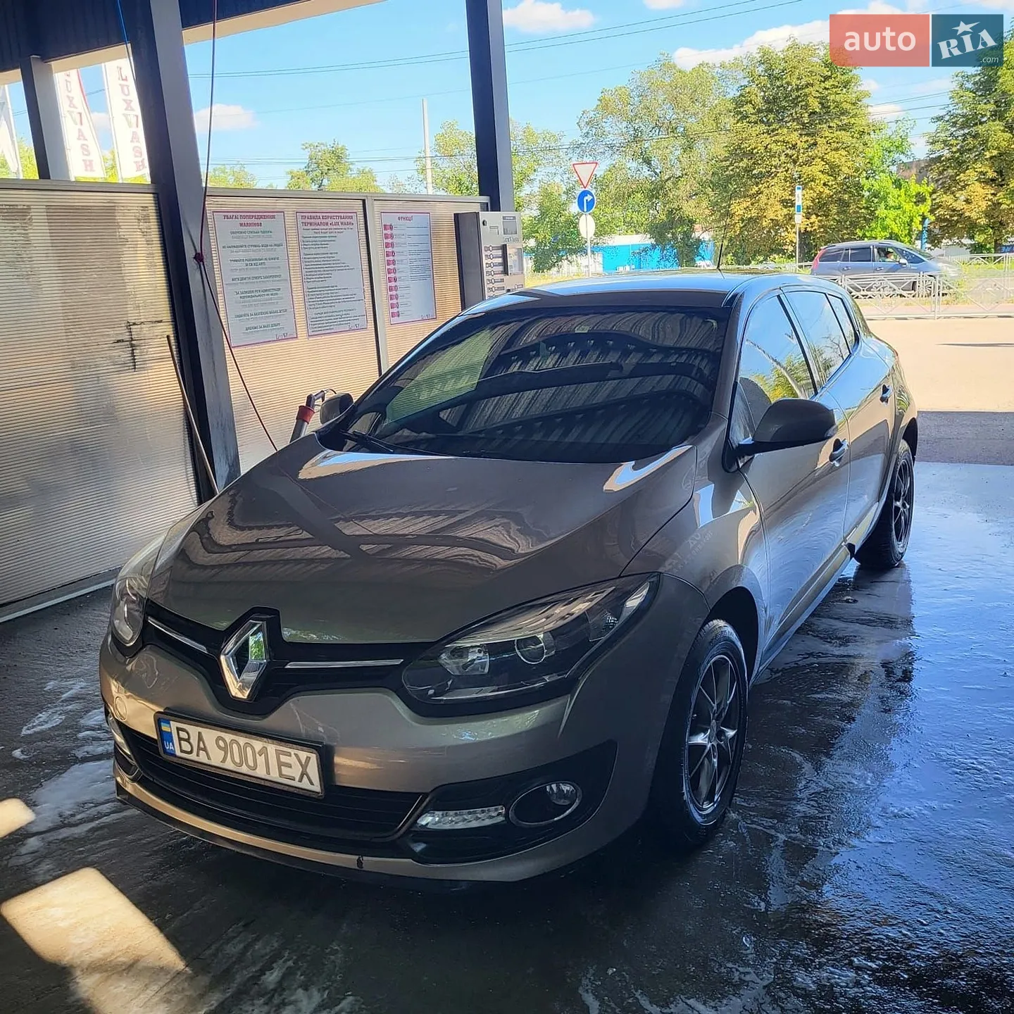 Renault Megane 2014 VIN VF1BZAL0E50657958 фото оголошення 2 з 16