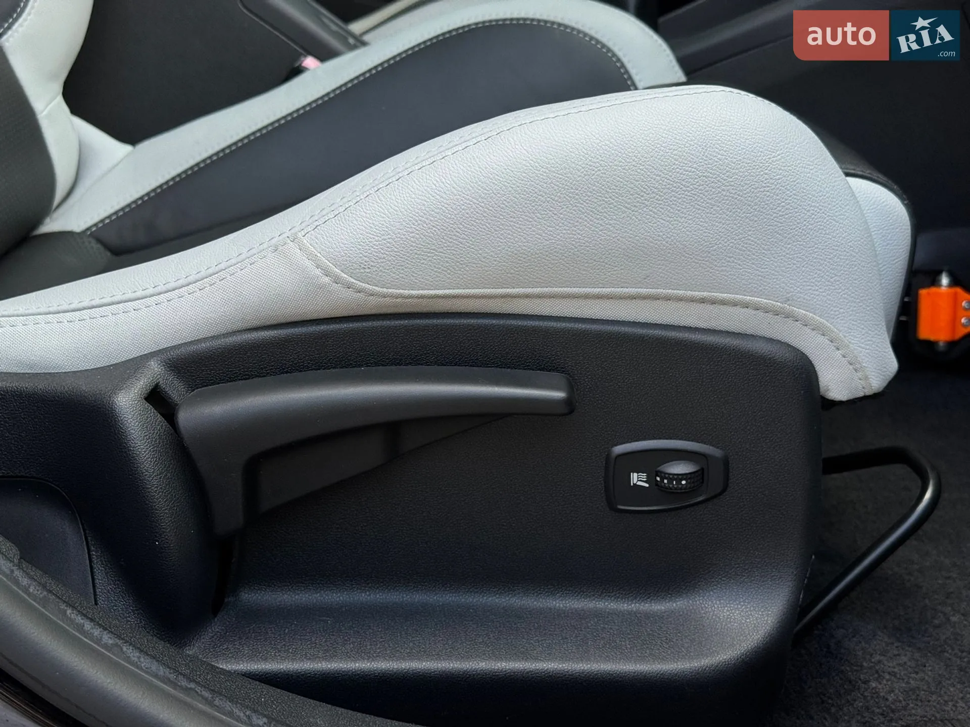 2012 Renault Megane - мініатюра 26