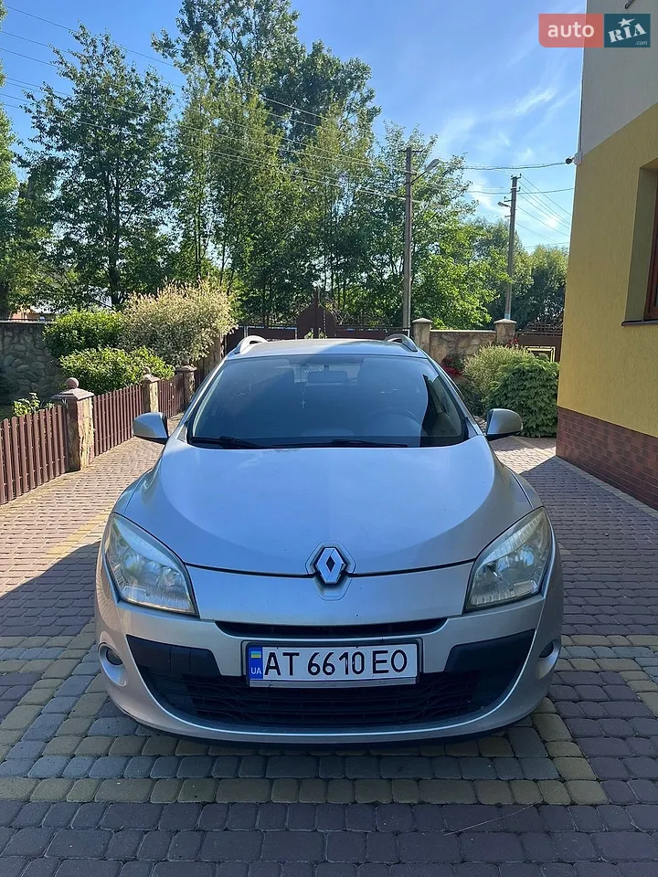 2010 Renault Megane - мініатюра 9