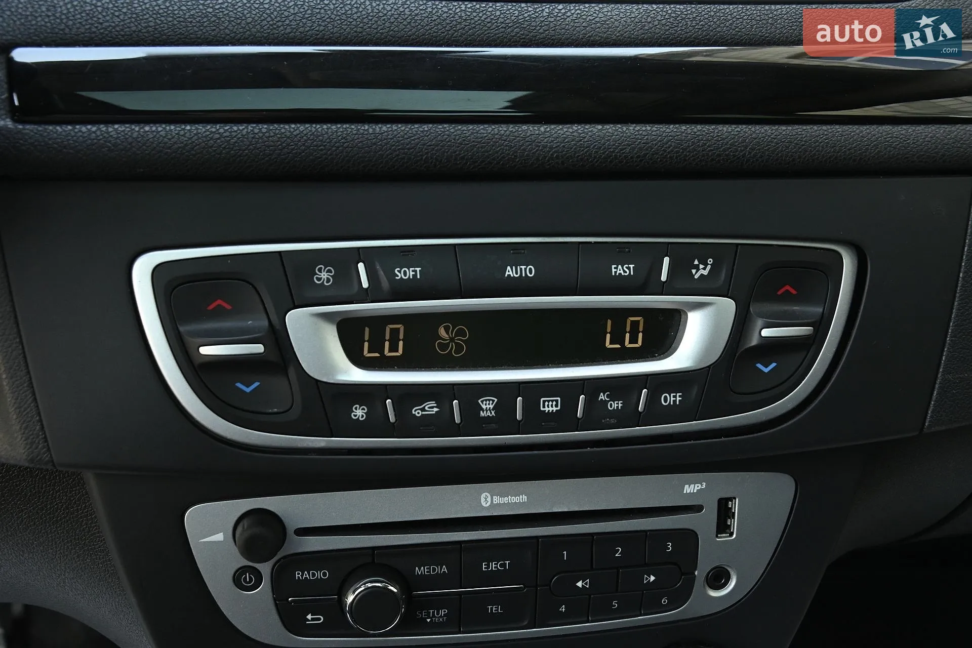 2013 Renault Megane - мініатюра 17