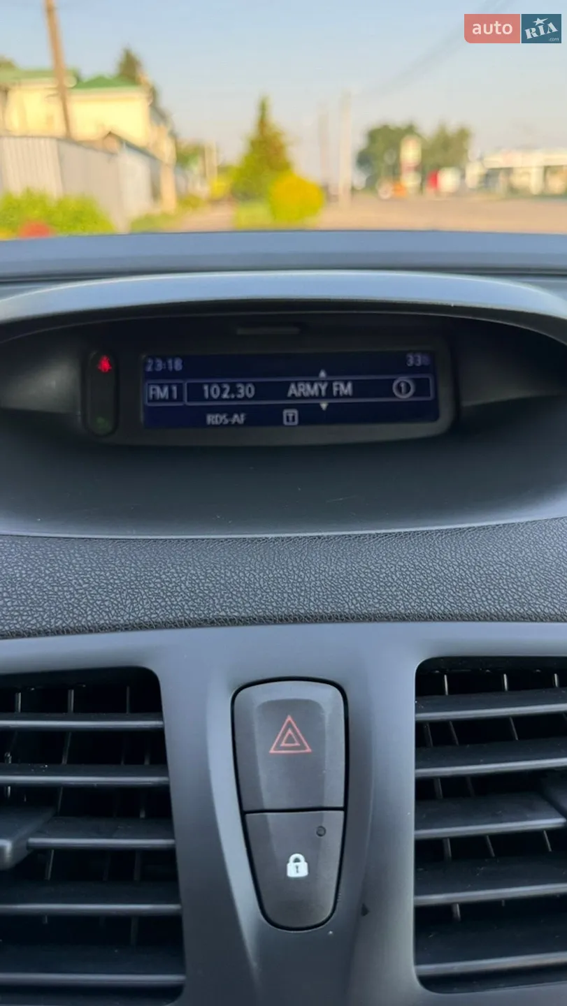 2012 Renault Megane - мініатюра 20