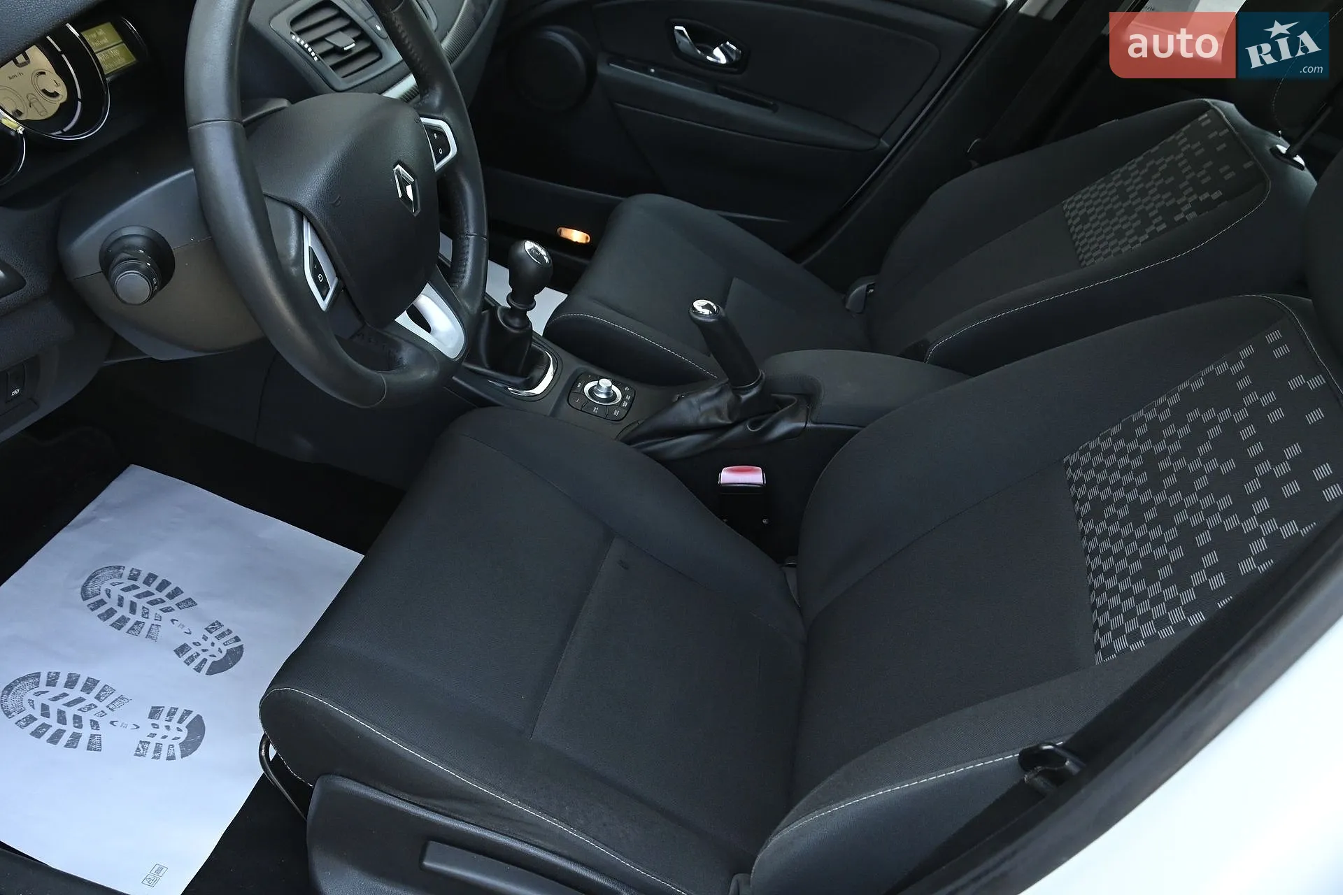 2012 Renault Megane - мініатюра 15