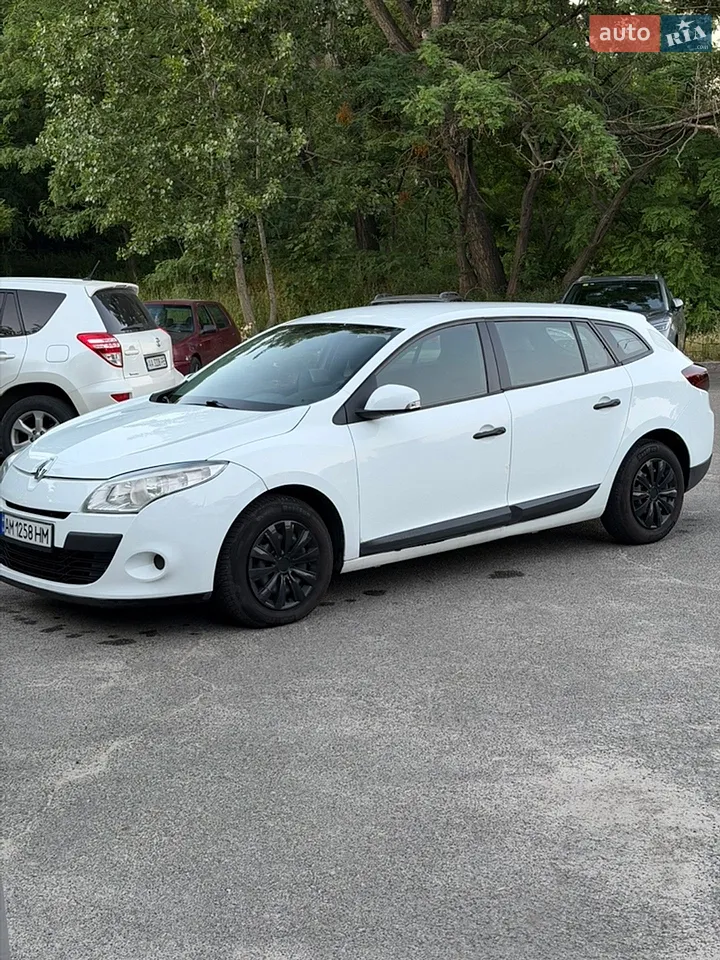 2011 Renault Megane - мініатюра 19