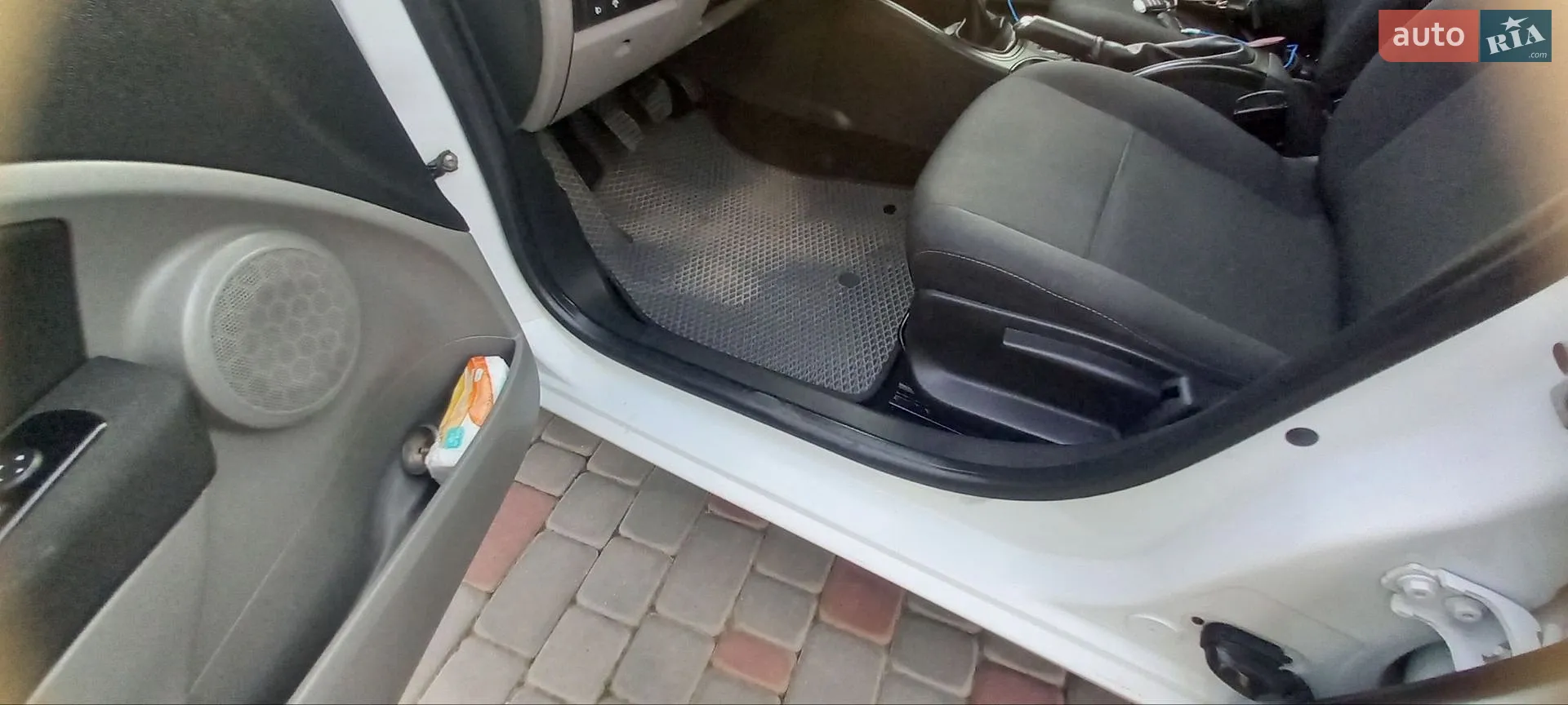 2012 Renault Megane - мініатюра 38