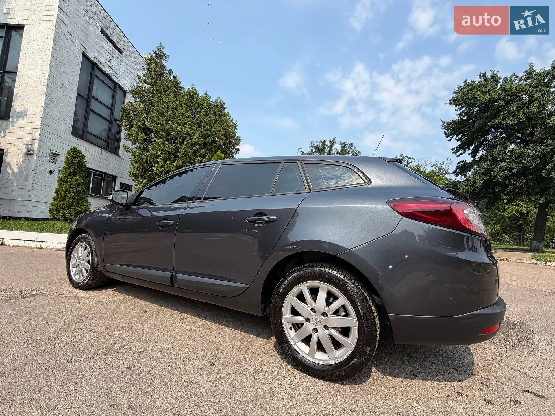 2011 Renault Megane - мініатюра 23