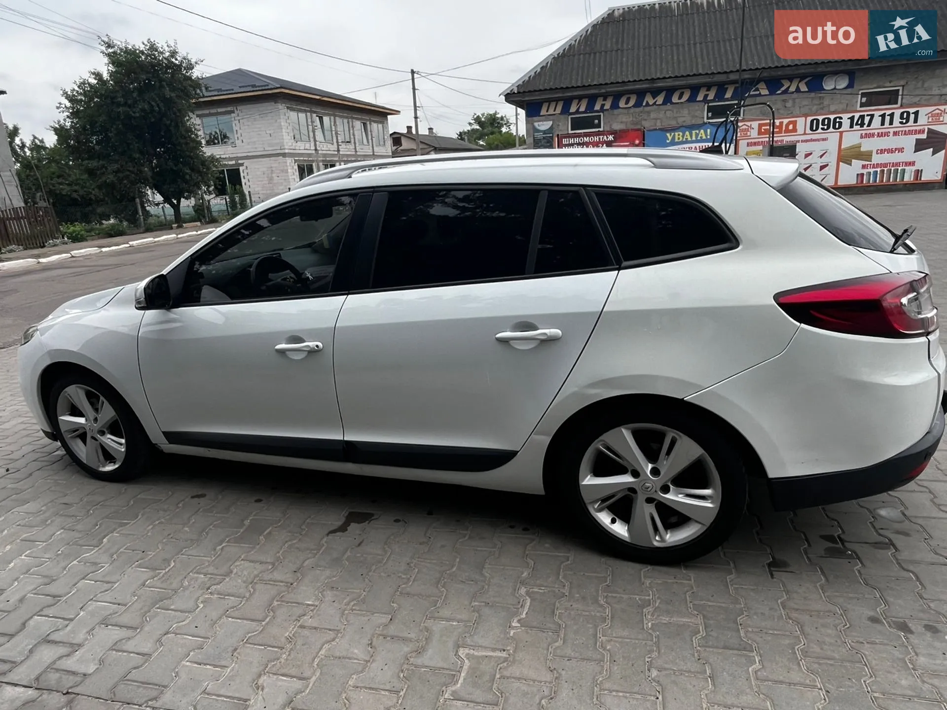 2013 Renault Megane - мініатюра 8
