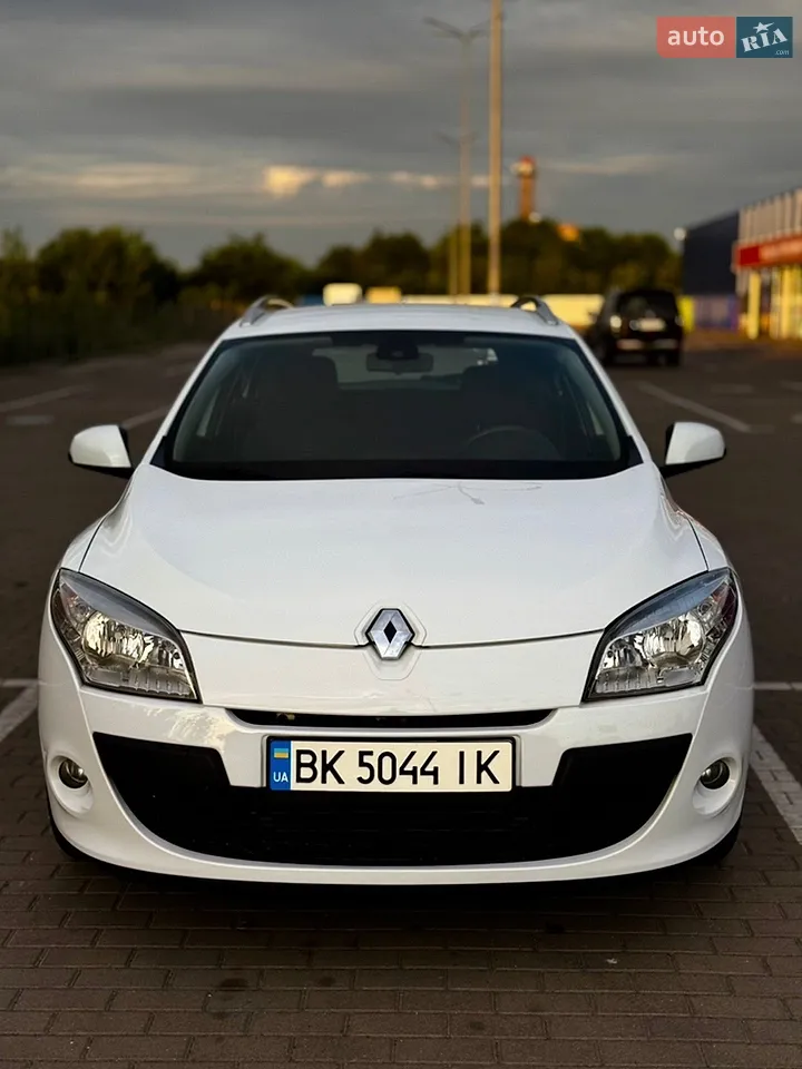 2010 Renault Megane - мініатюра 36