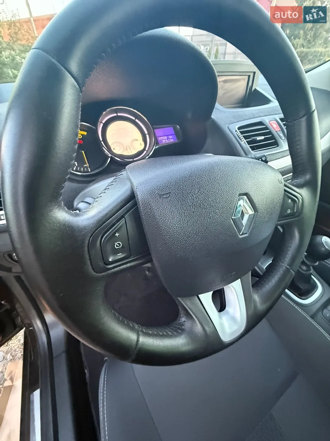 2010 Renault Megane - мініатюра 19