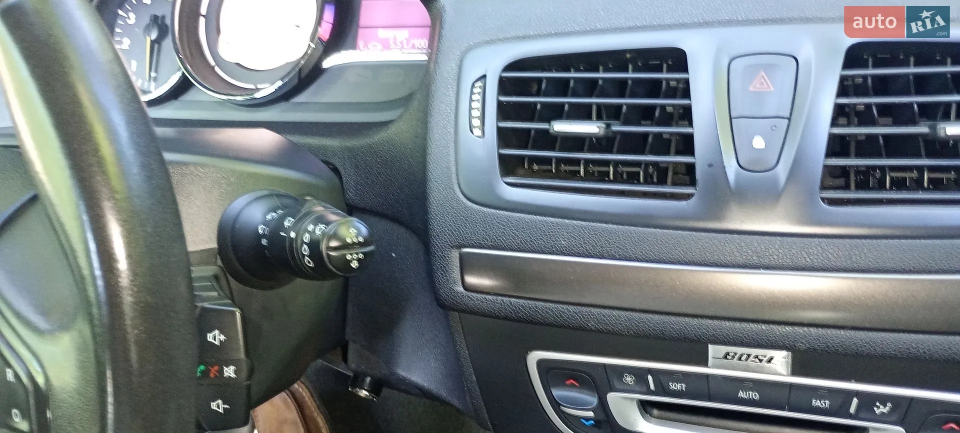 2015 Renault Megane - мініатюра 31
