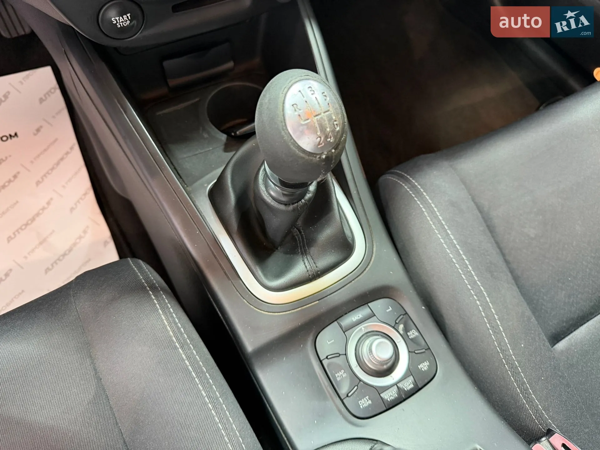 2010 Renault Megane - мініатюра 19