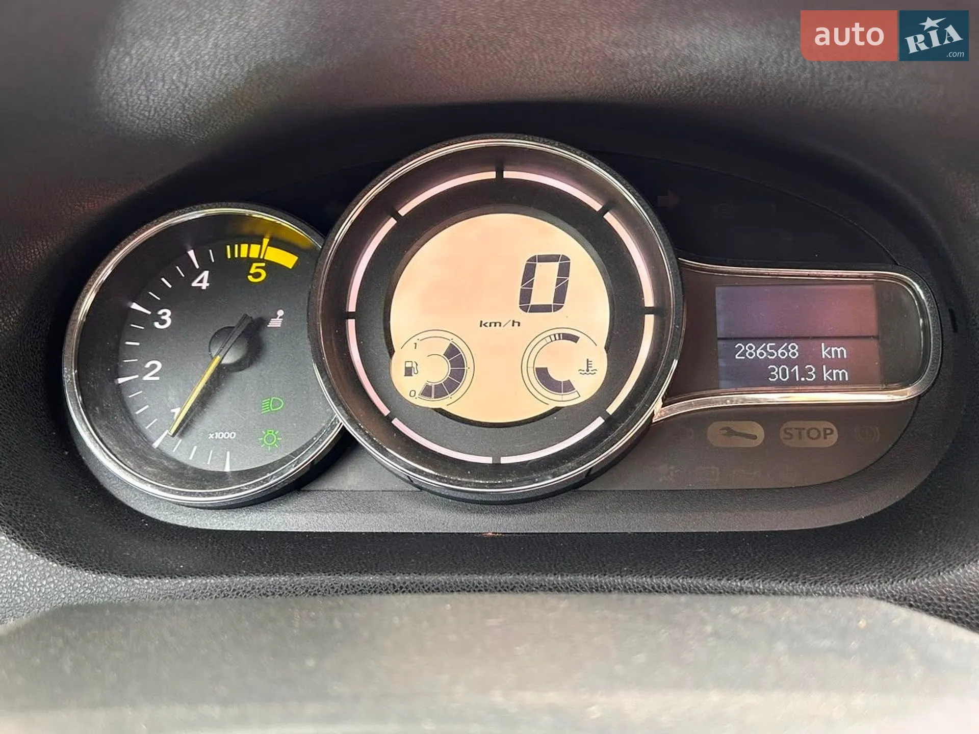 2012 Renault Megane - мініатюра 17