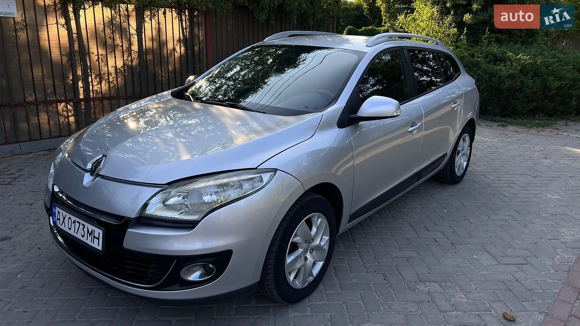 2012 Renault Megane - мініатюра 2