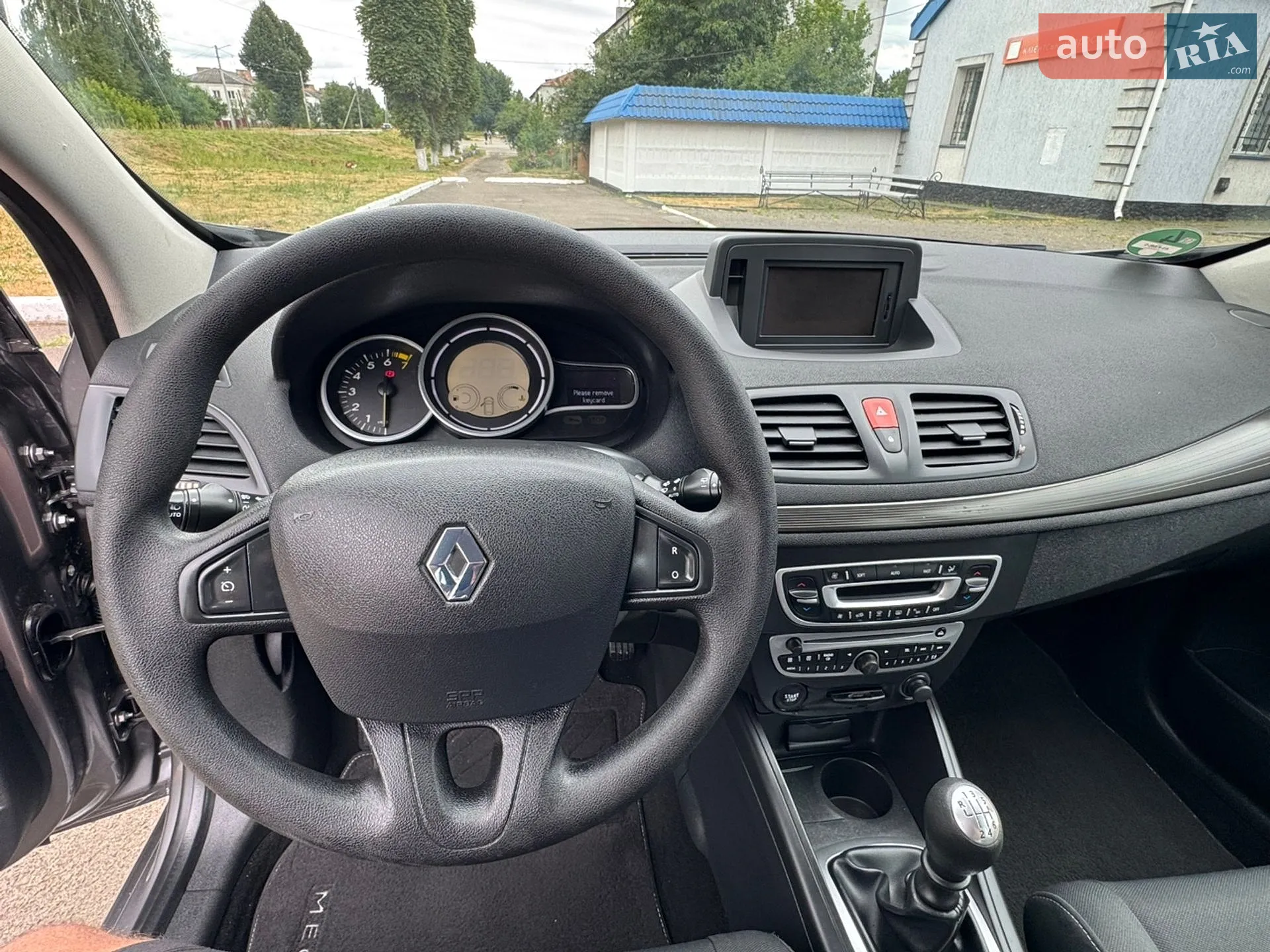 2010 Renault Megane - мініатюра 39