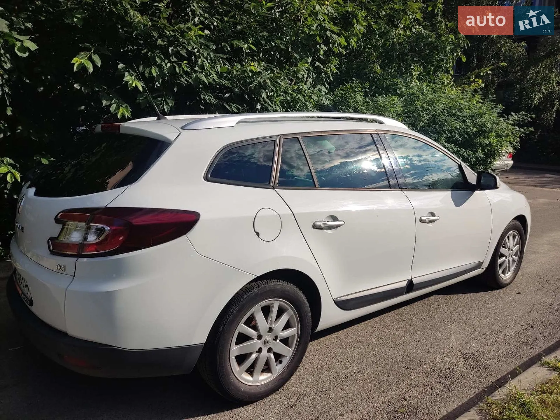 2010 Renault Megane - мініатюра 15