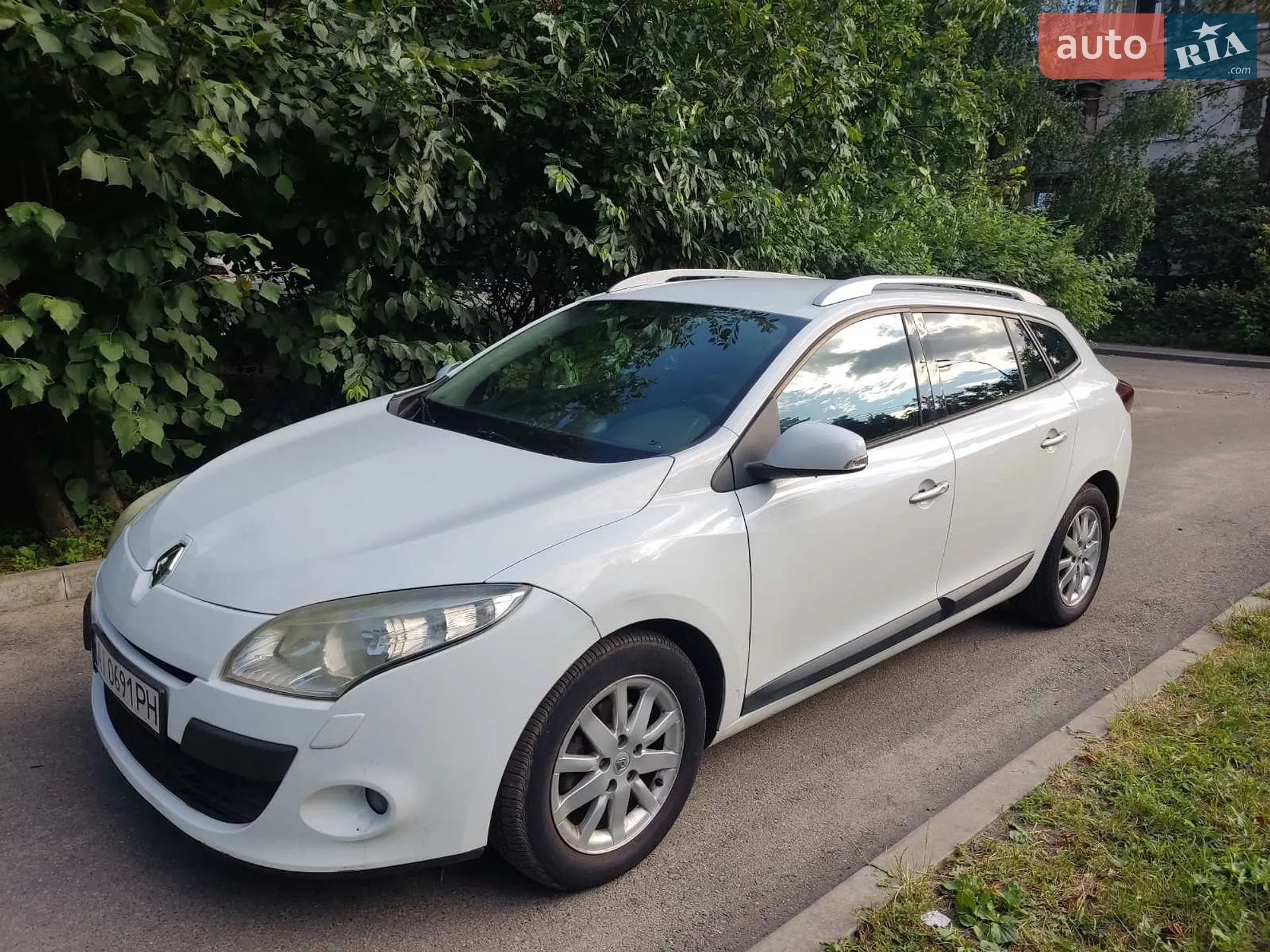 2010 Renault Megane - мініатюра 18