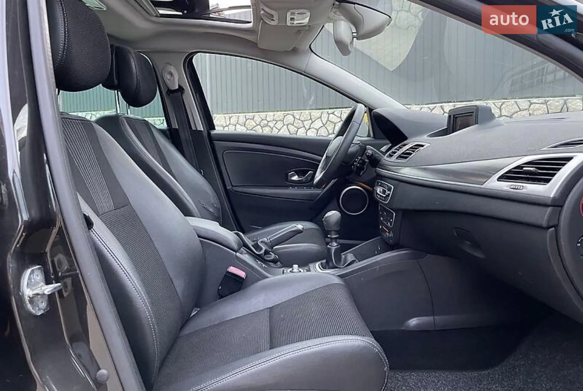2010 Renault Megane - мініатюра 25