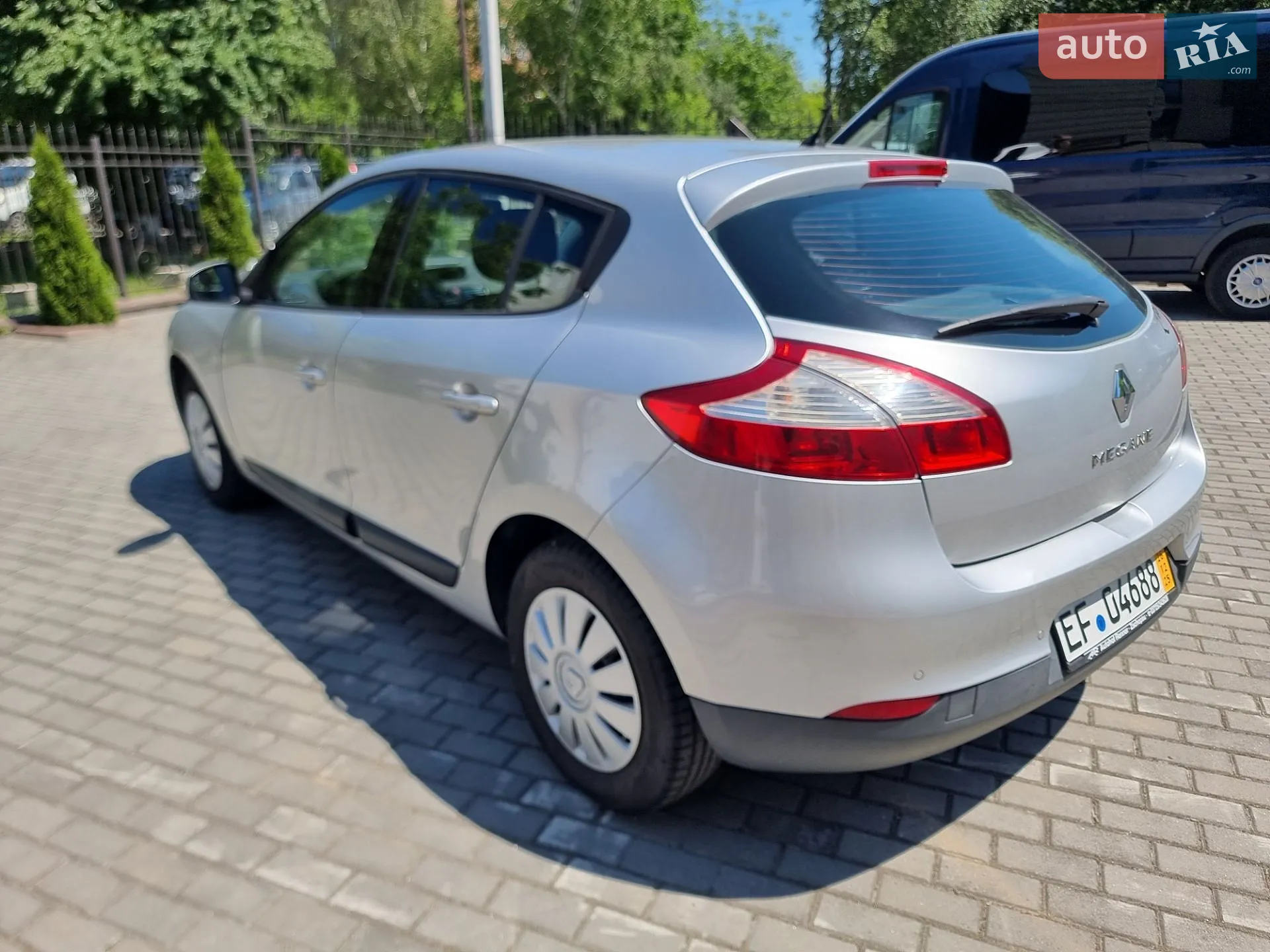 2010 Renault Megane - мініатюра 11