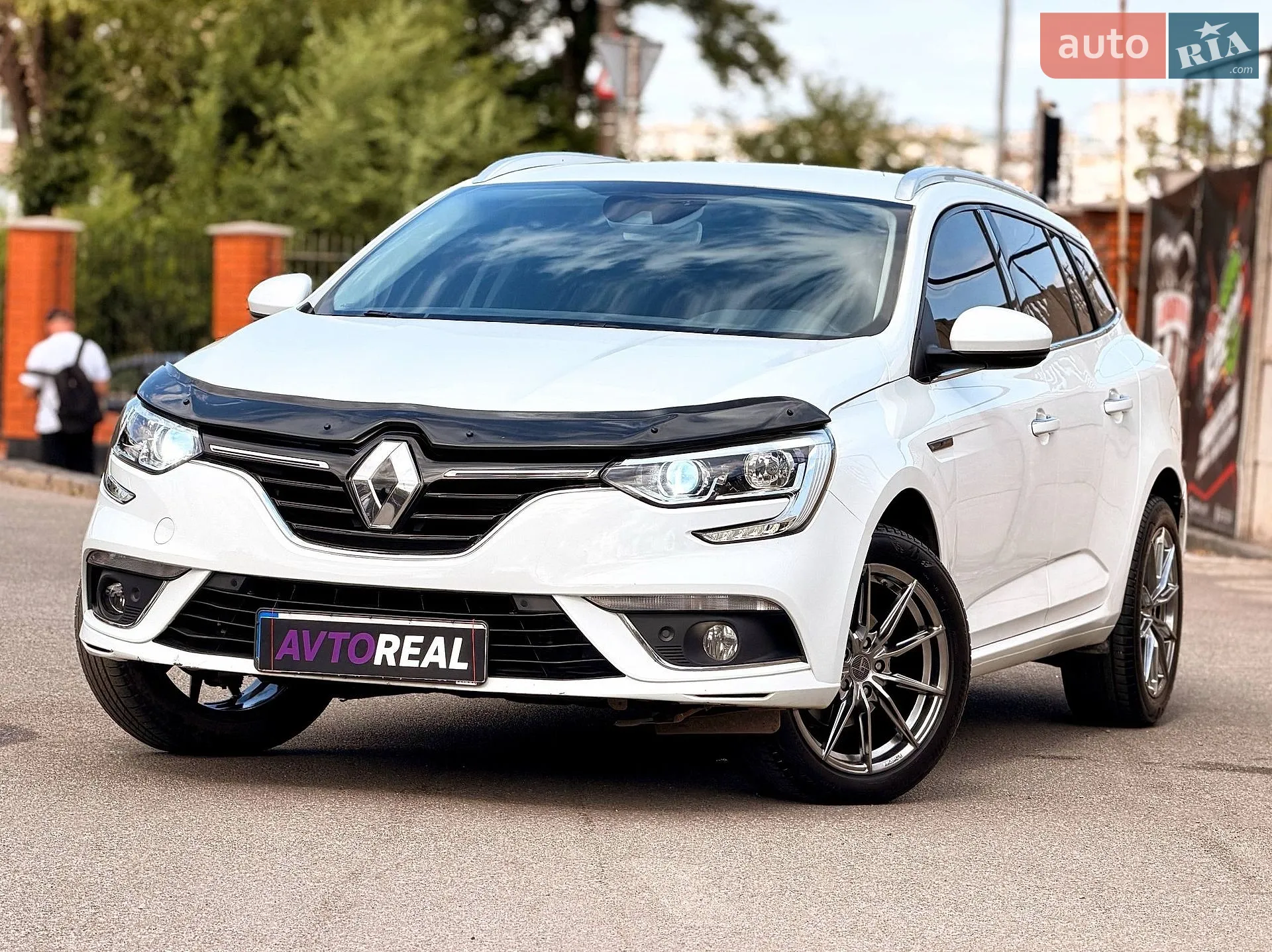 2020 Renault Megane - фото 1