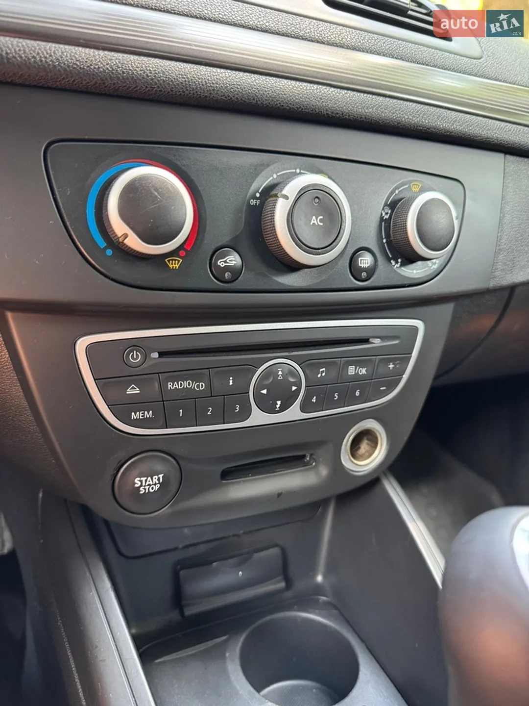 2010 Renault Megane - мініатюра 29