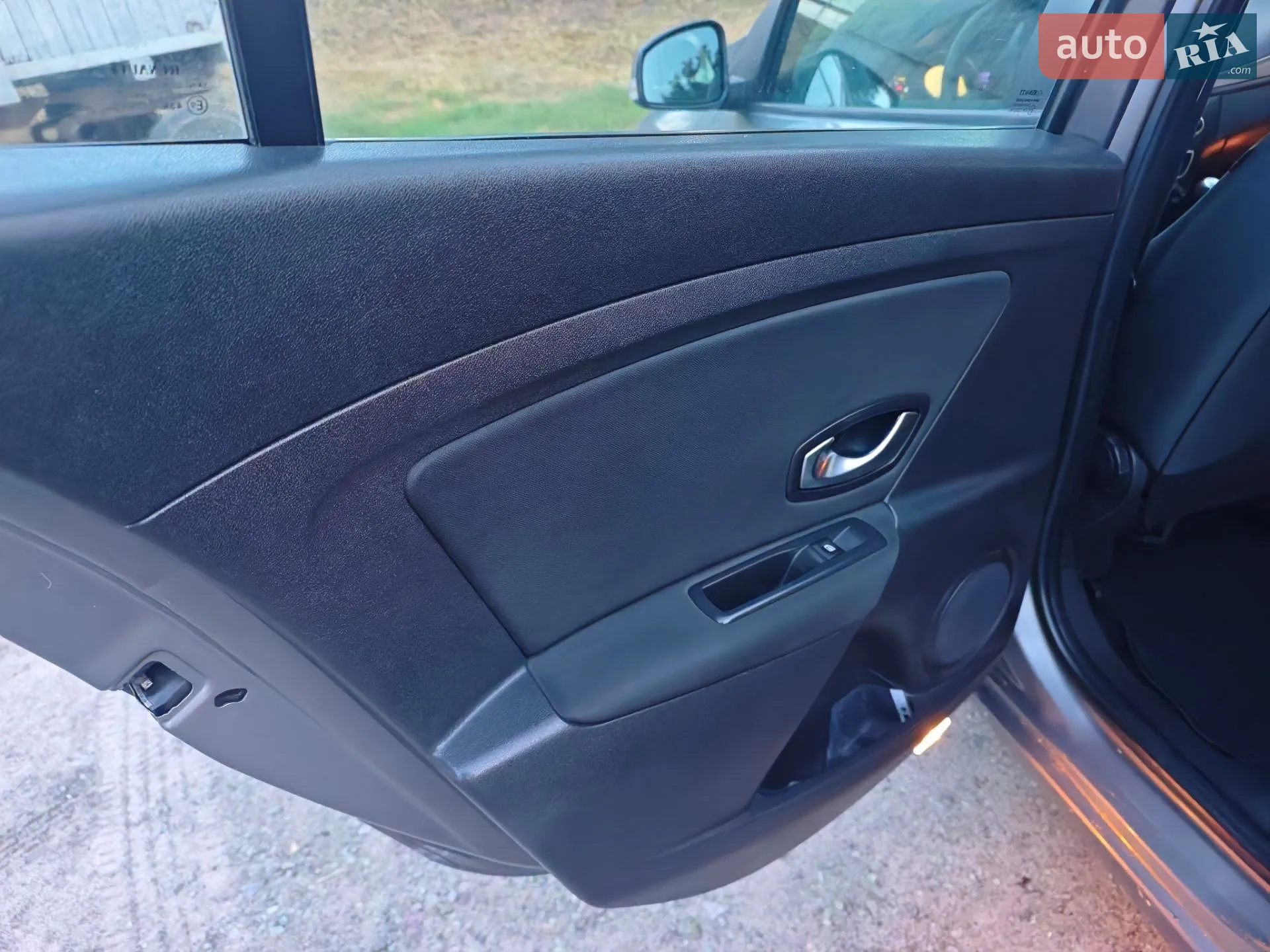 2010 Renault Megane - мініатюра 13