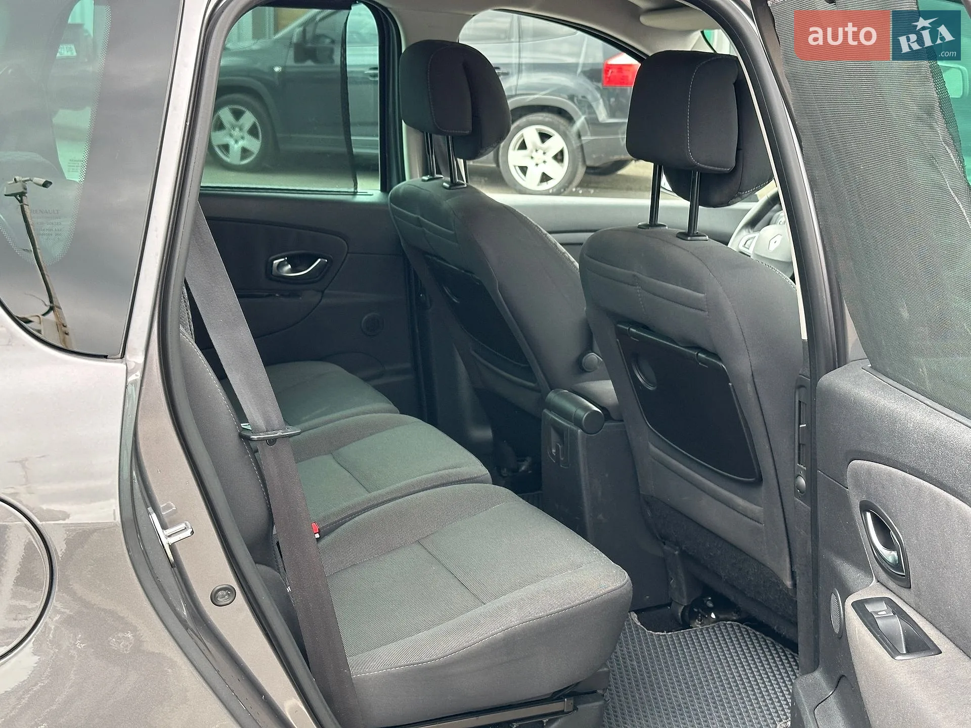 2011 Renault Megane - мініатюра 31