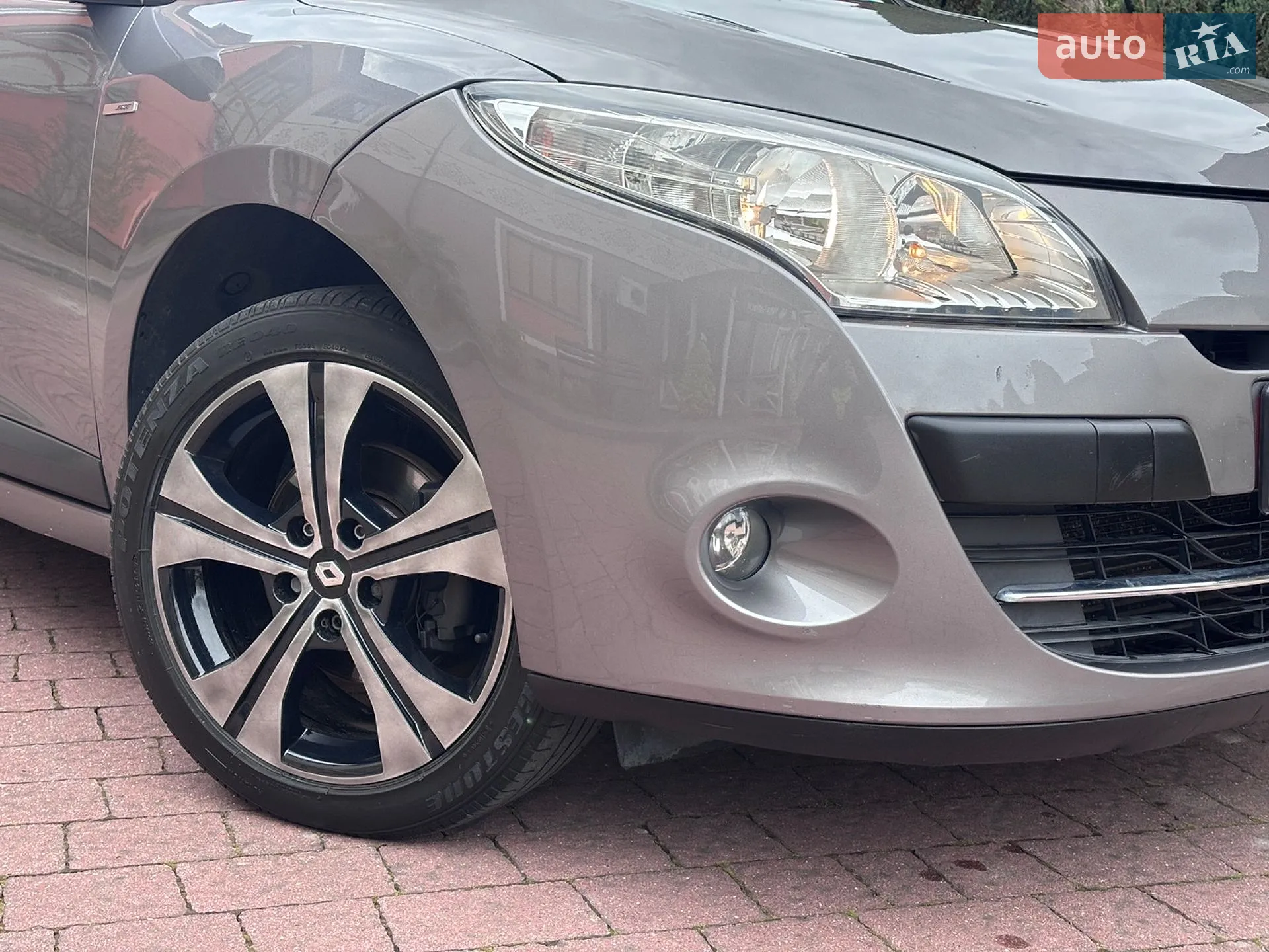 2011 Renault Megane - мініатюра 42