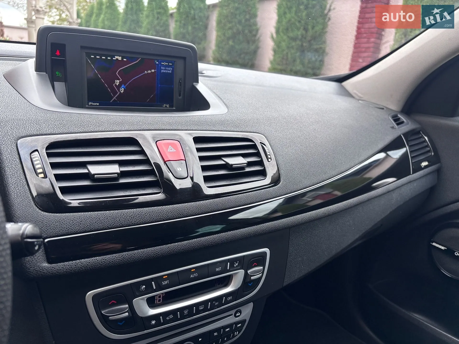 2011 Renault Megane - мініатюра 155